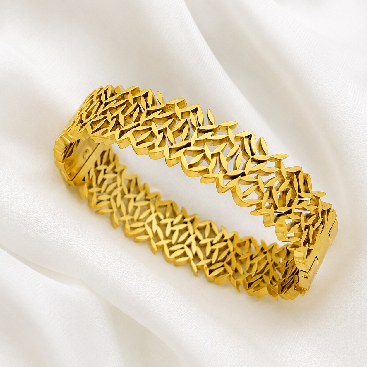 Golden Arabesque Cutwork Bangle
